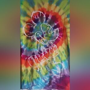 Wdw official Mickey Mouse tie dye t-shirt size L